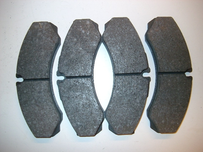 BremsklÃ¶tze vorn Brembo L + S Model Iveco Daily 2000 35S9 35S11 35S13